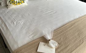 Amaryllis Apartment 23